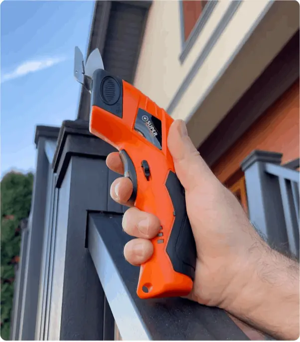 How to use Super Scissors